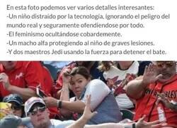 Enlace a Una foto en la que pasan muchas cosas