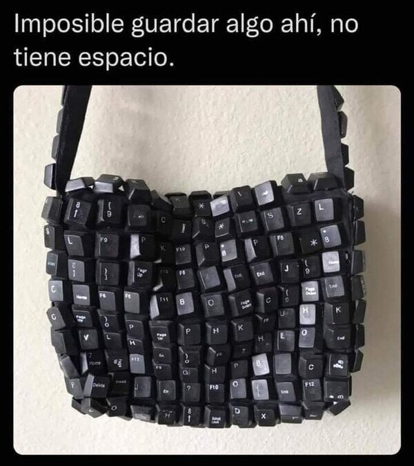 Meme_otros - El bolso teclado
