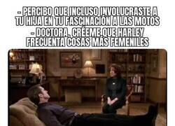 Enlace a Psicóloga y paciente que ama las motos
