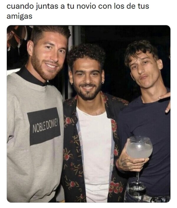 Otros - Parecen de mundos diferentes