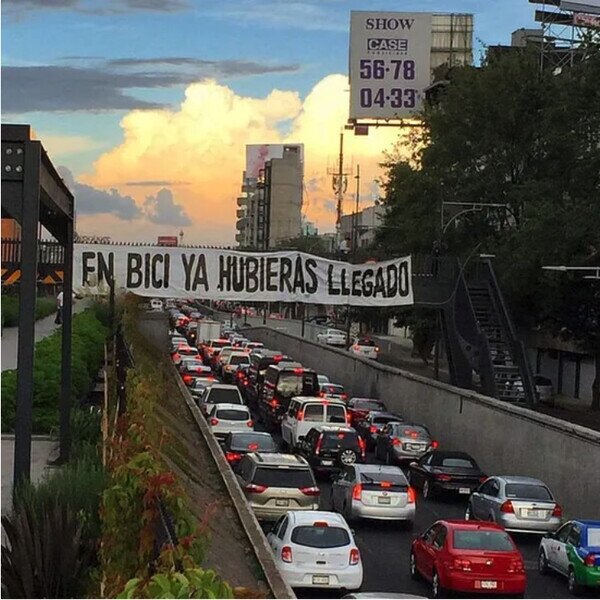 Meme_otros - El 'troll' de los atascos