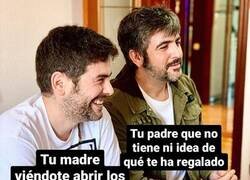 Enlace a Los Estopa son los padres