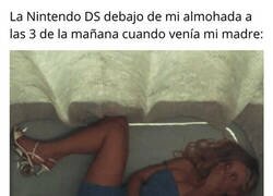 Enlace a Y yo haciéndome el dormido