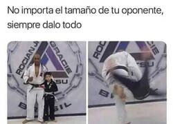 Enlace a No hay rival pequeño