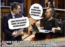 Enlace a Por ahí caeríamos todos con Pegasus...