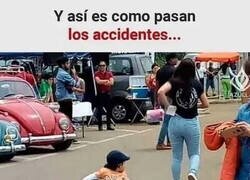 Enlace a No a las distracciones al volante
