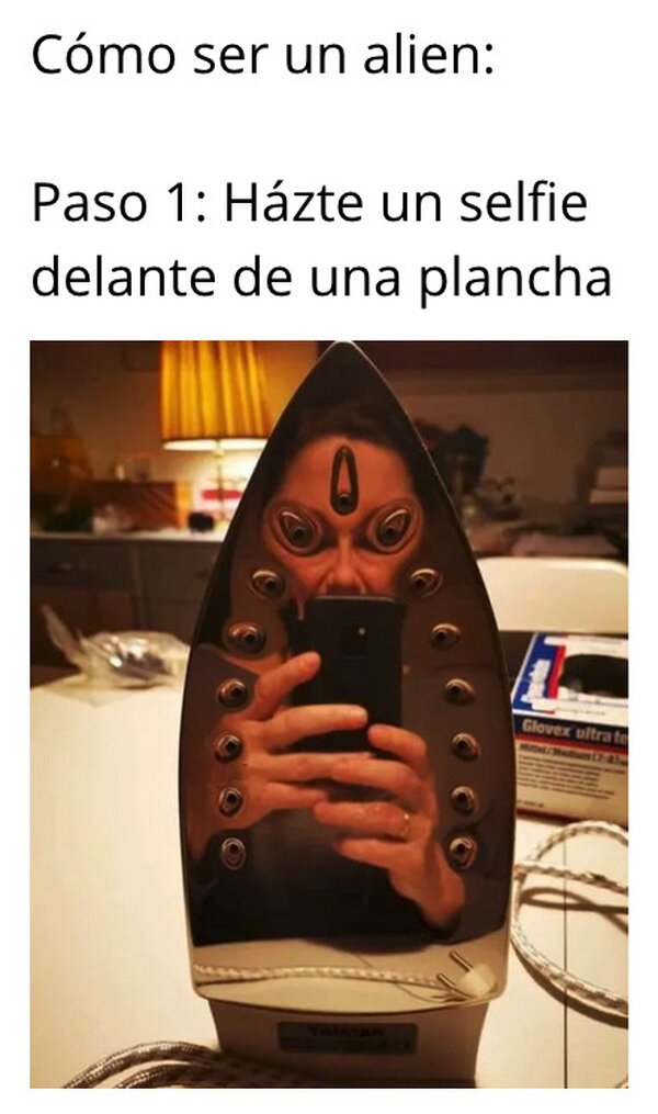 Meme_otros - Y el Black Alien tatuándose los ojos...