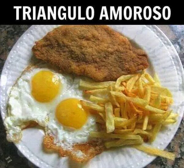 triangulo,amor,comida,patatas,huevo,carne