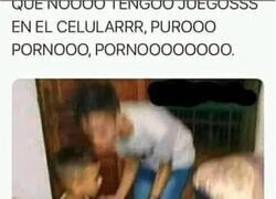 Enlace a Cuando mi primo pequeño me pide el móvil