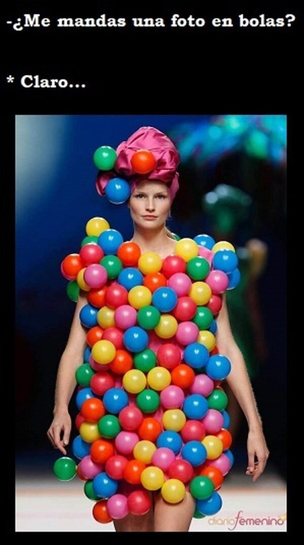 Meme_otros - Una foto en bolas...