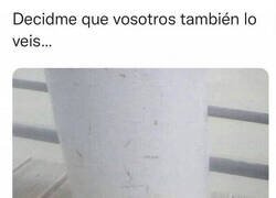 Enlace a Decidme que no soy el único con la mente enferma