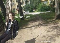 Enlace a Mi sombra lo dice todo