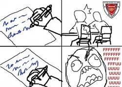 Enlace a Esos codazos asesinos de los compañeros de pupitre