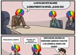 Enlace a ¿Qué hacemos con la baja natalidad en España?