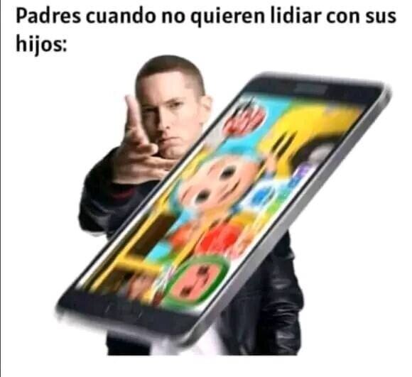 Meme_otros - ¡Toma niño, no molestes!