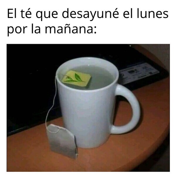 Meme_otros - Bastante que acerté a la taza
