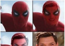 Enlace a Sus ojos no coinciden con los de la máscara