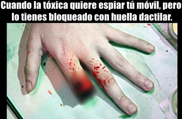 Meme_otros - Podría ser peor, tenerlo con desbloqueo facial...