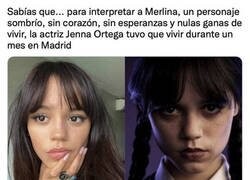 Enlace a Así se construyó el personaje de Merlina