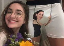 Enlace a Es solo mío, chicas