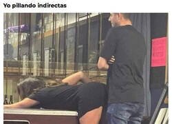 Enlace a Ella solo quiere aprender a jugar al Billar