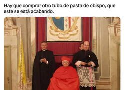 Enlace a Se nos agota el obispo