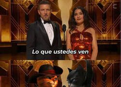 Enlace a Cuando escucho a Antonio Banderas, cierro los ojos y veo al gato con botas