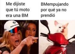 Enlace a Una moto BM