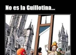 Enlace a ¿Hay algo peor que una guillotina?