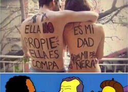 Enlace a ¿Ella no propie, ella es compa? ¿Es mi dad, mi ñera?