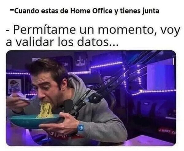 Otros - Un momento, por favor...