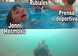 Enlace a Nadie habla de la selección femenina