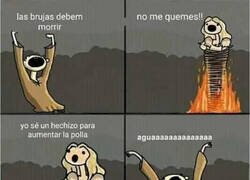 Enlace a Quema de brujas