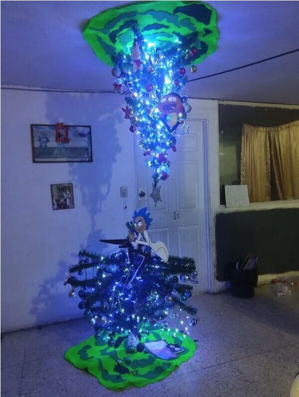 Meme_otros - El árbol ideal para fans de Rick & Morty