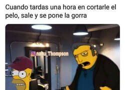 Enlace a ¿Qué crees que debe pensar el peluquero?