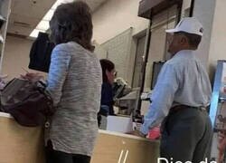 Enlace a Que mal repartido está el mundo...