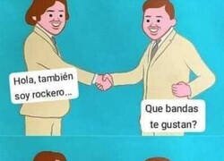 Enlace a Suélteme el brazo