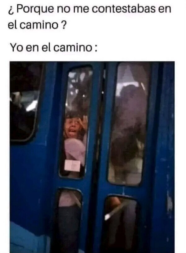Meme_otros - No había espacio ni para sacar el móvil
