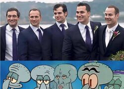 Enlace a Henry Cavill y sus hermanos