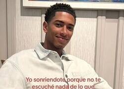 Enlace a Sonrío y asiento