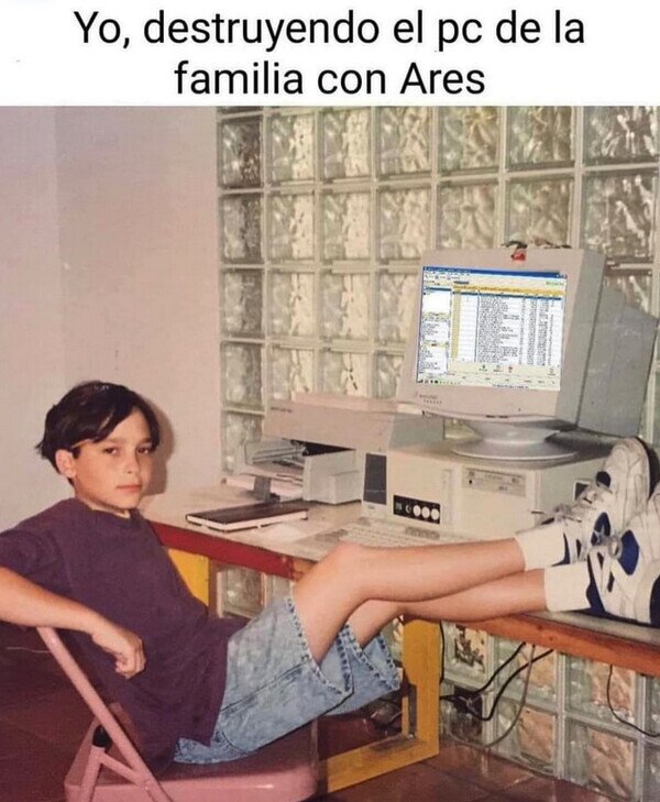 Meme_otros - Descargaba por encima de mis posibilidades