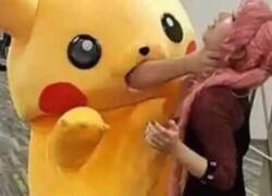 Enlace a Está raro el Pikachu