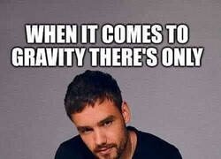 Enlace a No hombre no