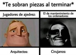 Enlace a Cuando te sobran piezas
