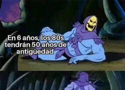 Enlace a Vengo a hacerte sentir viejo y me voy