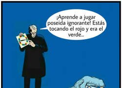 Enlace a La niña del exorcista solo quería jugar