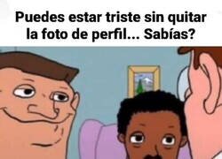 Enlace a Alguien debía decírselo
