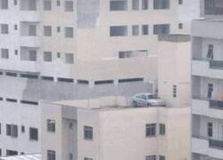 Enlace a Está difícil aparcar por mi barrio