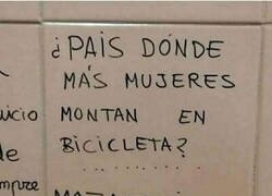 Enlace a Humor visto en un azulejo