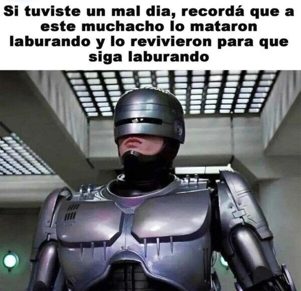 Otros - Pobre Robocop